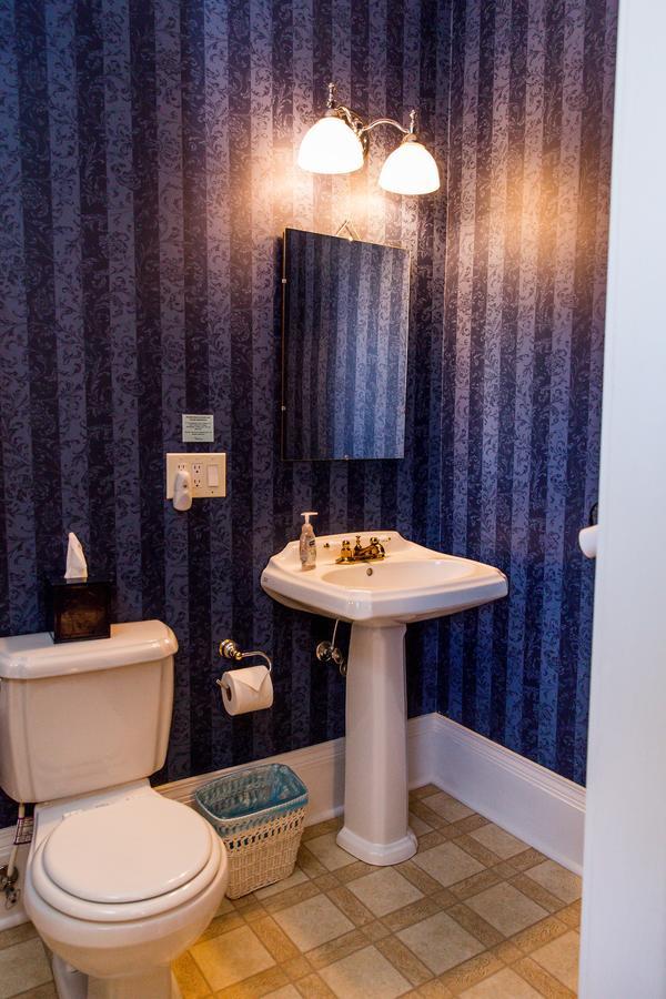 ヘンダーソンビル The Henderson Bed & Breakfast エクステリア 写真