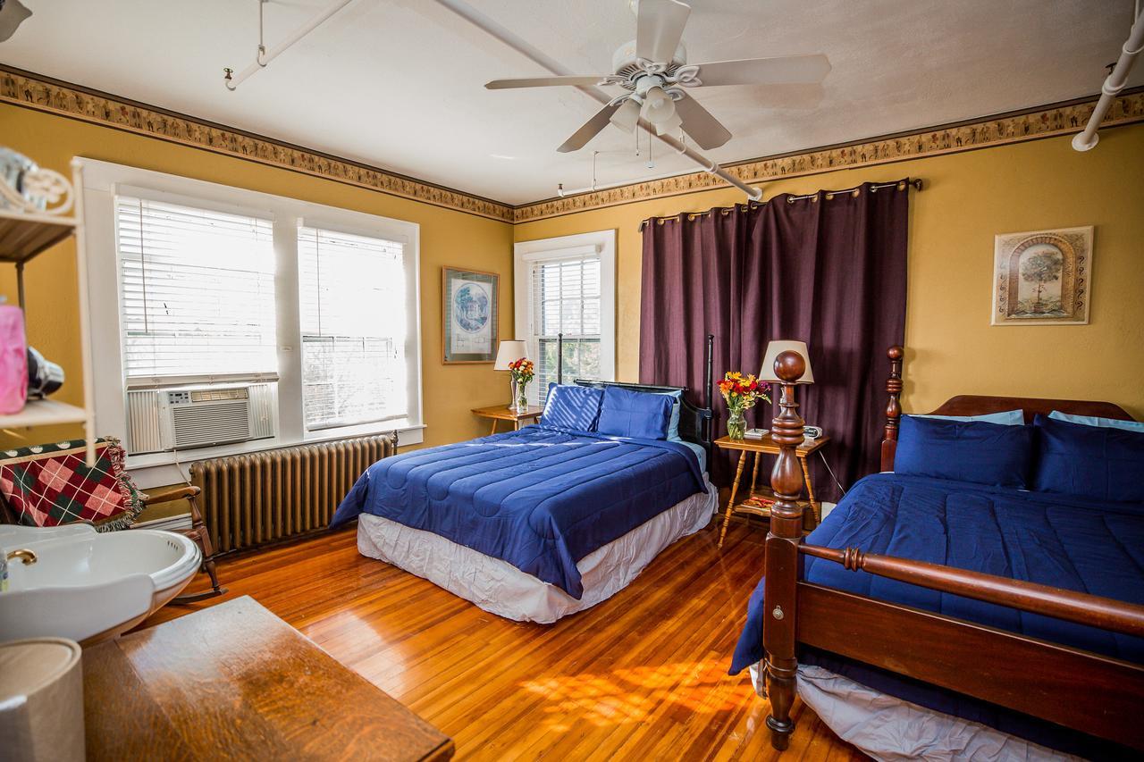 ヘンダーソンビル The Henderson Bed & Breakfast エクステリア 写真