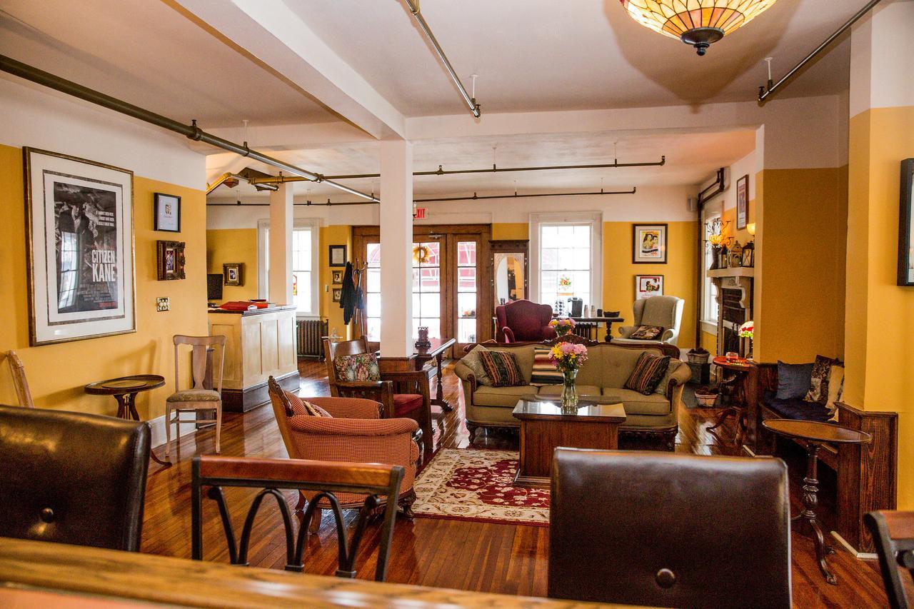 ヘンダーソンビル The Henderson Bed & Breakfast エクステリア 写真