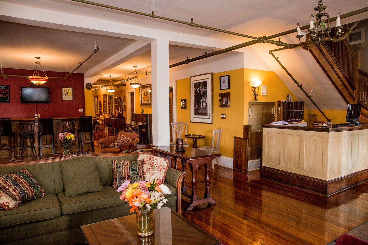 ヘンダーソンビル The Henderson Bed & Breakfast エクステリア 写真